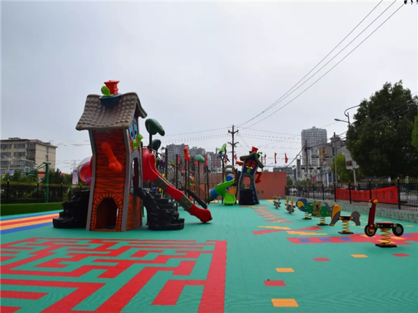 暑期幼兒園地板裝修就選懸浮拼裝地板 暑期幼兒園地板裝修就選懸浮拼裝地板